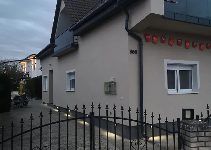 Biro Apartmanhaz Apartment Sármellék