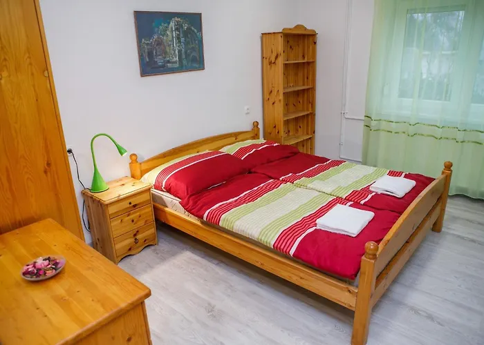 Apartment Biro Apartmanhaz *